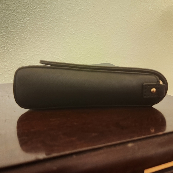 Kate Spade Black Evening Bag w/ chain crossbody option - Picture 4 of 10